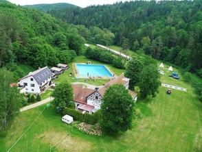 Rekrea�n� st�edisko MACH�V ML�N